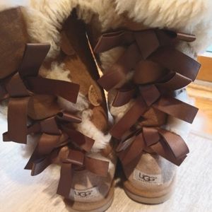 UGG® Bailey Bow Tall II Suede Water Resistant Boots Size 5